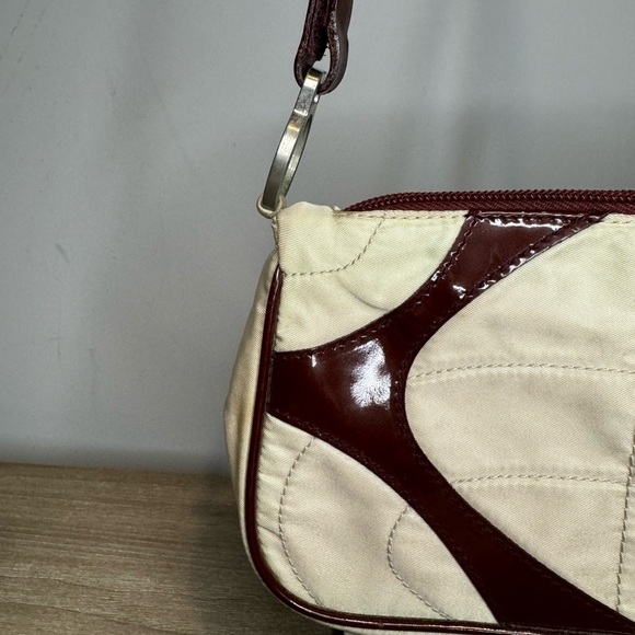 Prada Pochette | Good Vintage Condition | Crossbody - Picture 4 of 13